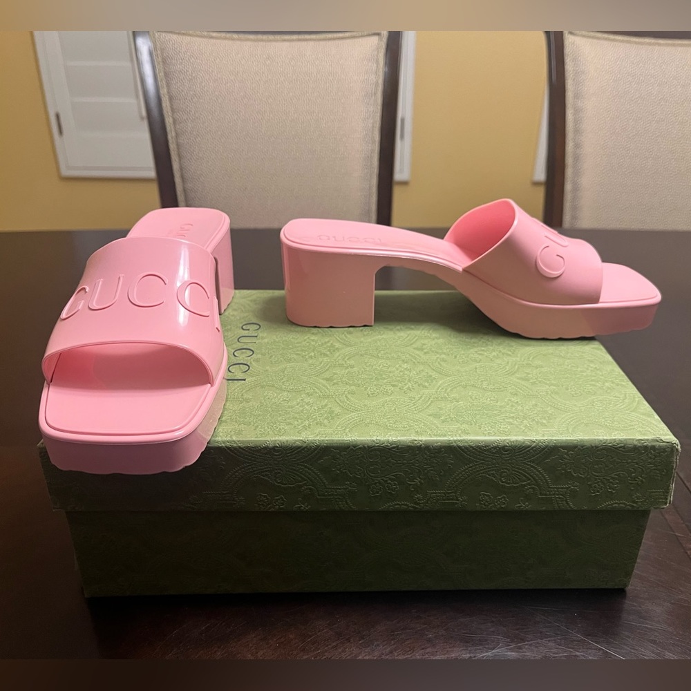 New Gucci High Heel Pink Rubber Logo Slide Sandals Size 38 / US 8 - Picture 7 of 16